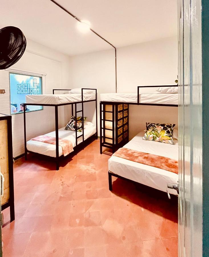 Centro Hostel Medellin Bagian luar foto