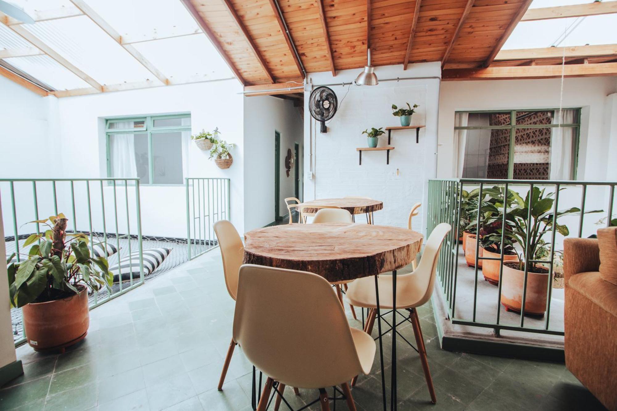 Centro Hostel Medellin Bagian luar foto